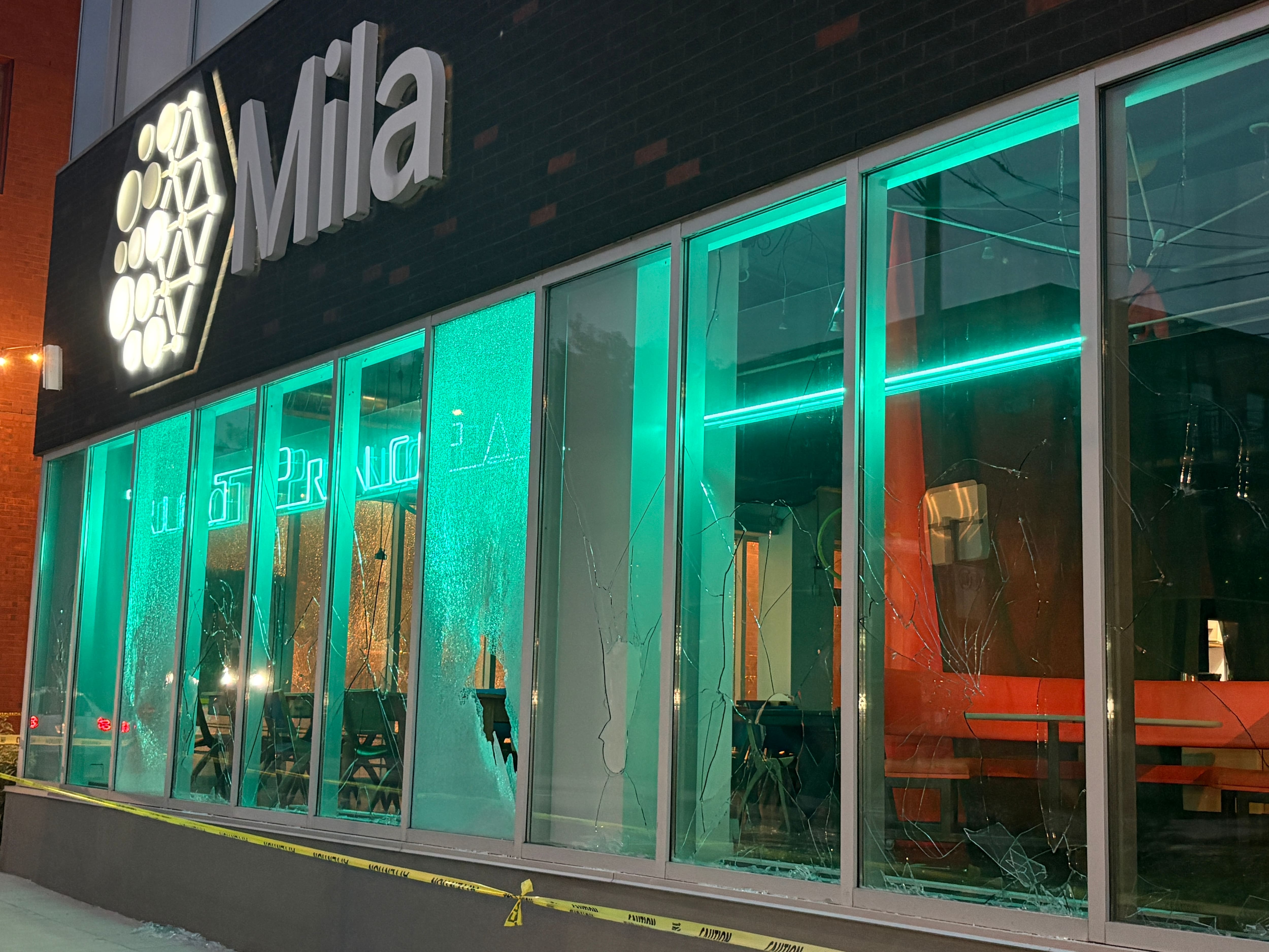 Vandalisme à l'institut d'intelligence artificielle MILA à Montréal