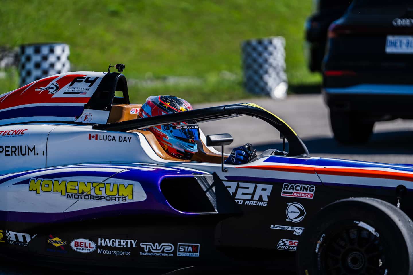 Le financement privé demeure un passage obligé pour les pilotes de course automobile