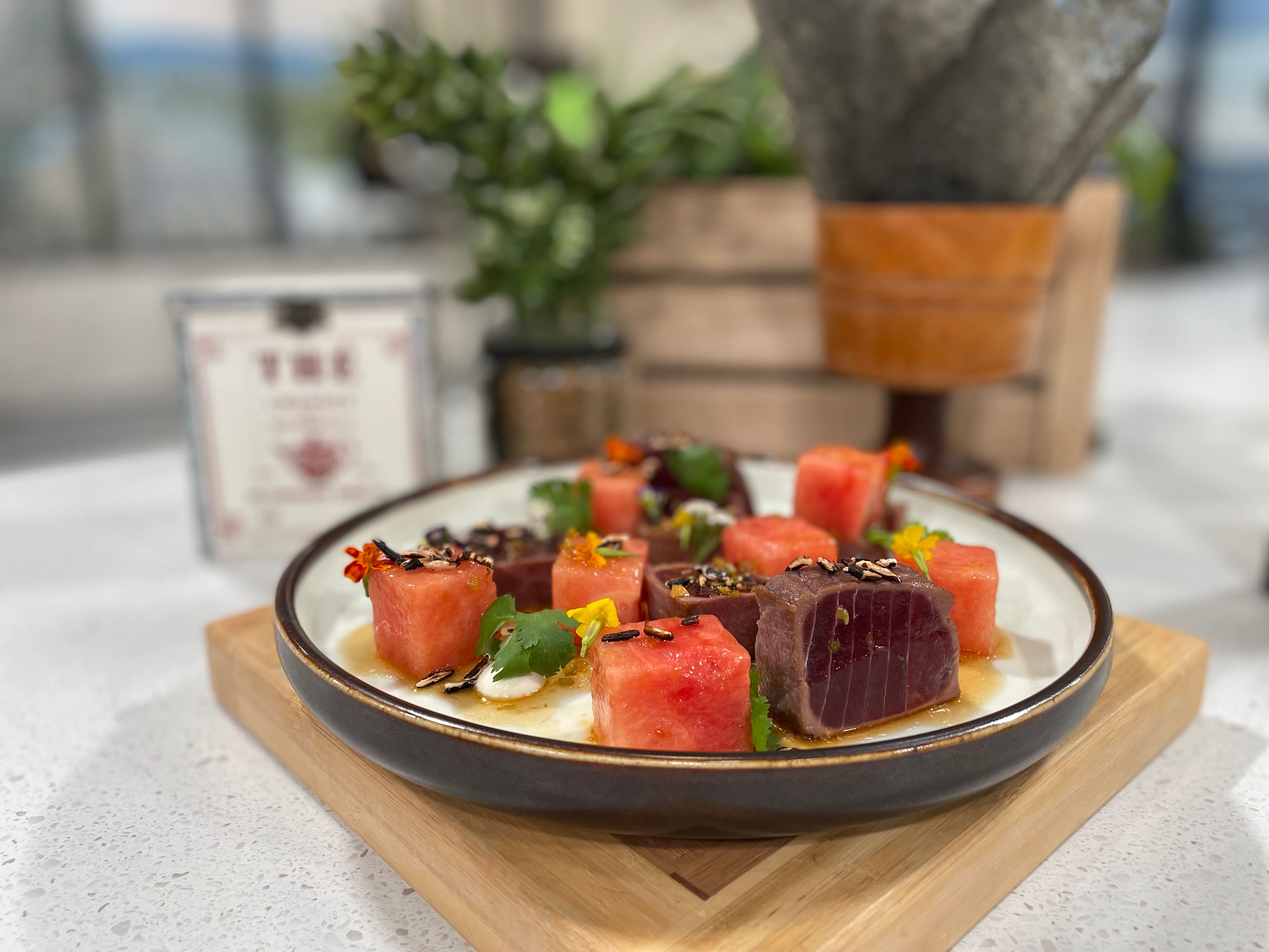 Cubes de thon et melon mariné à l’asiatique    