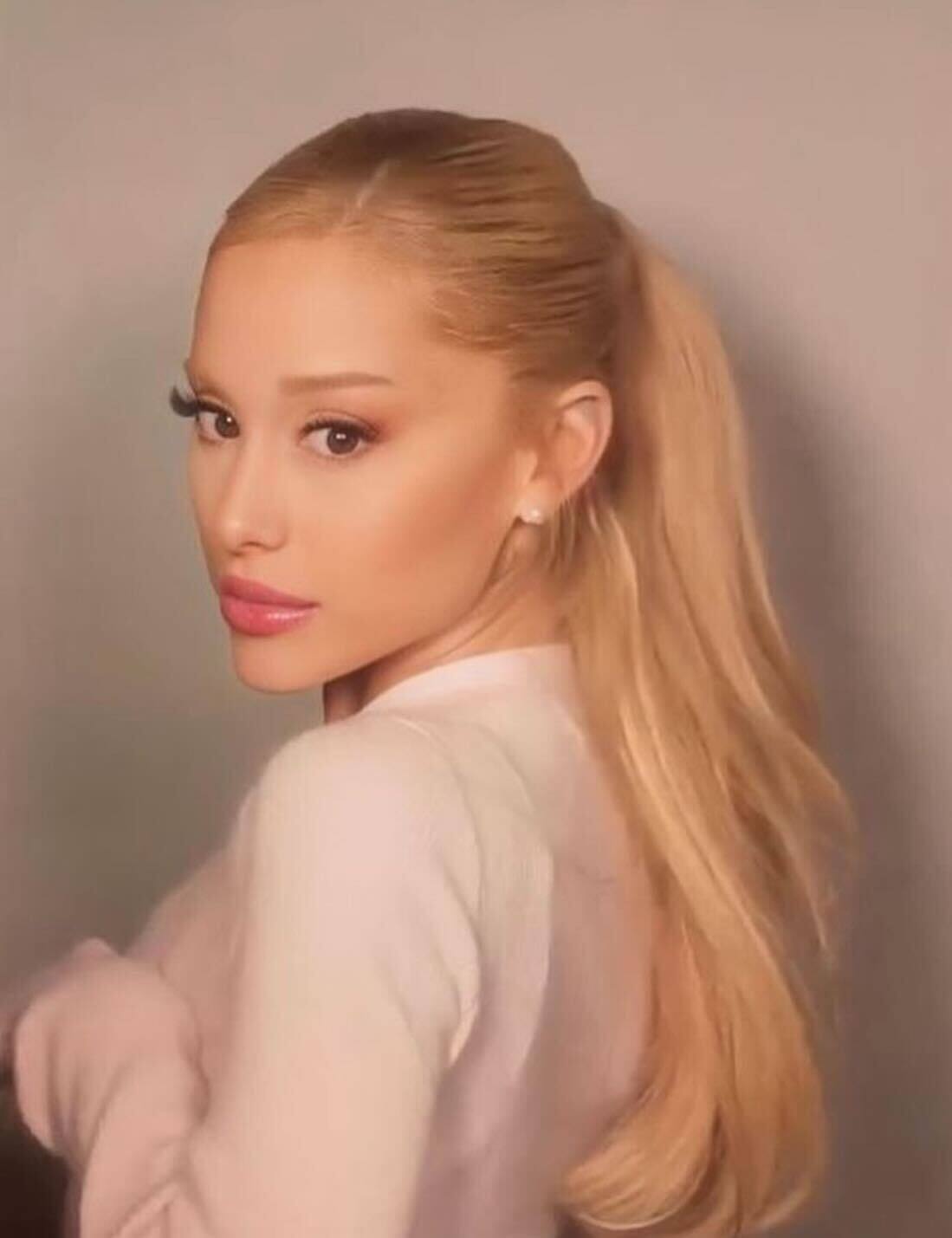 Où trouver les boucles d’oreilles d’Ariana Grande