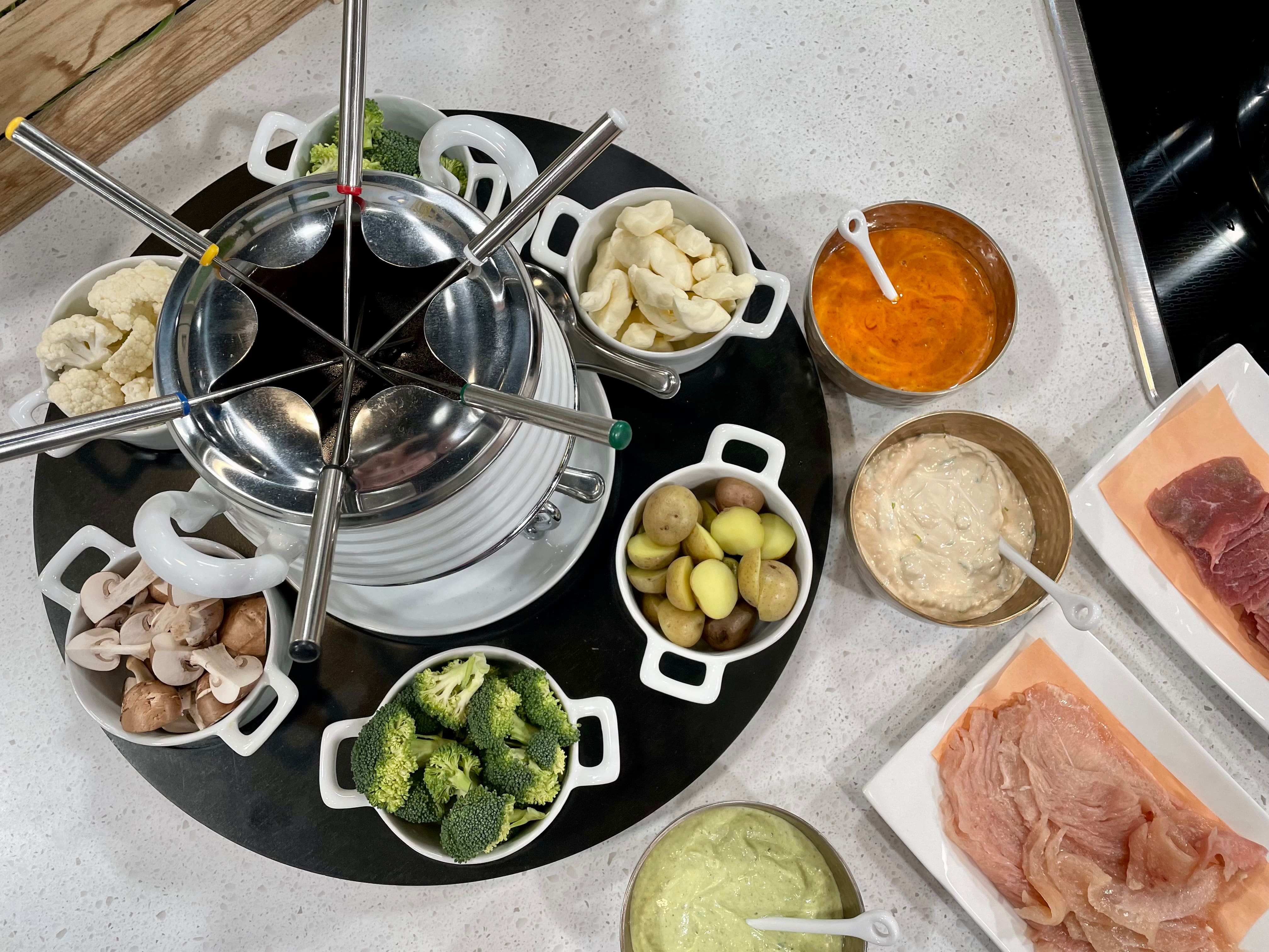 Bouillon pour fondue chinoise et sauces 