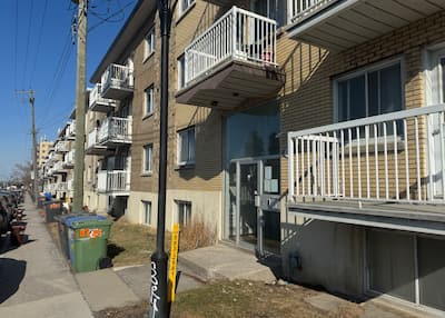 Los edificios del Boulevard de l'Acadie, en Parc-Extension, ya habían sido noticia en 2017 por sus condiciones insalubres.