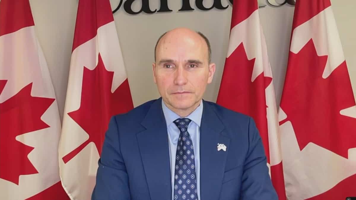 COVID-19: le Canada est en «phase de transition», explique Duclos