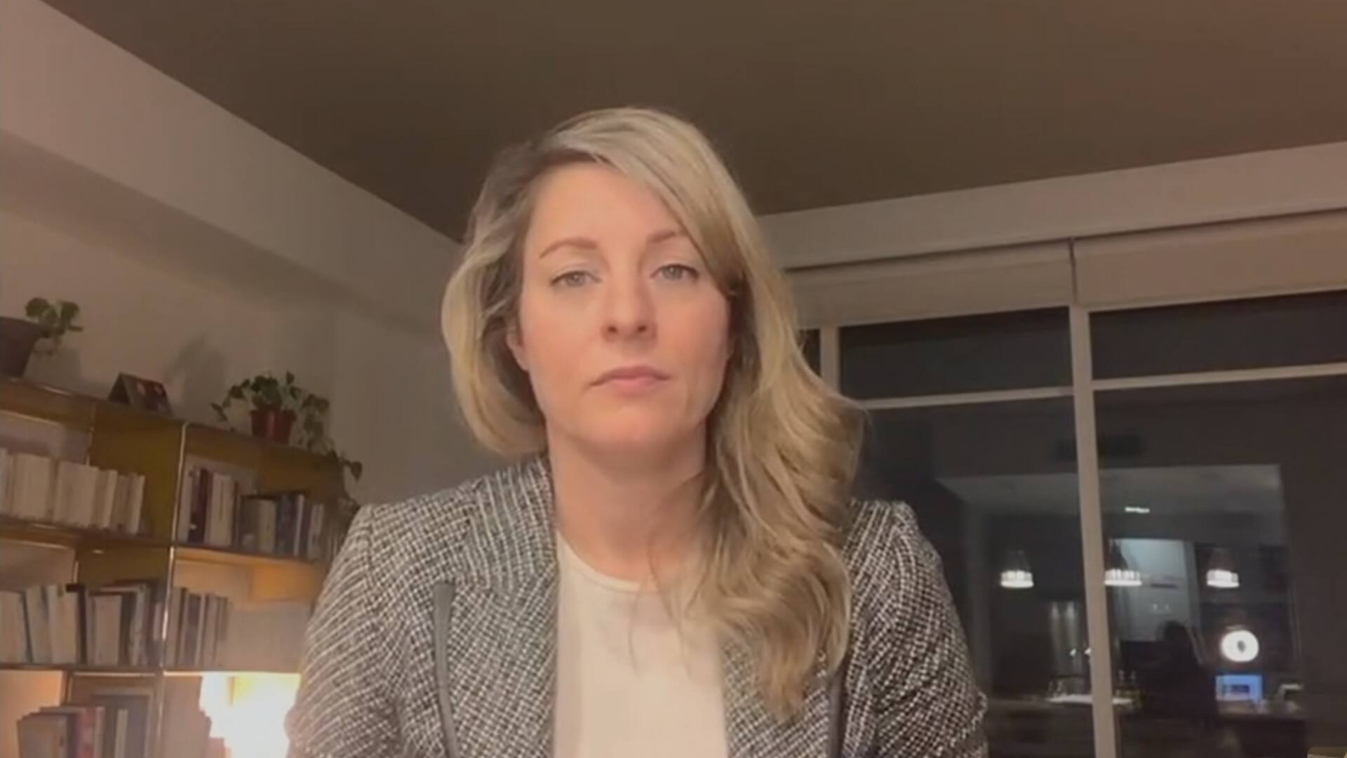 &laquo;L&rsquo;invasion a commenc&eacute;&raquo;, juge la ministre Joly