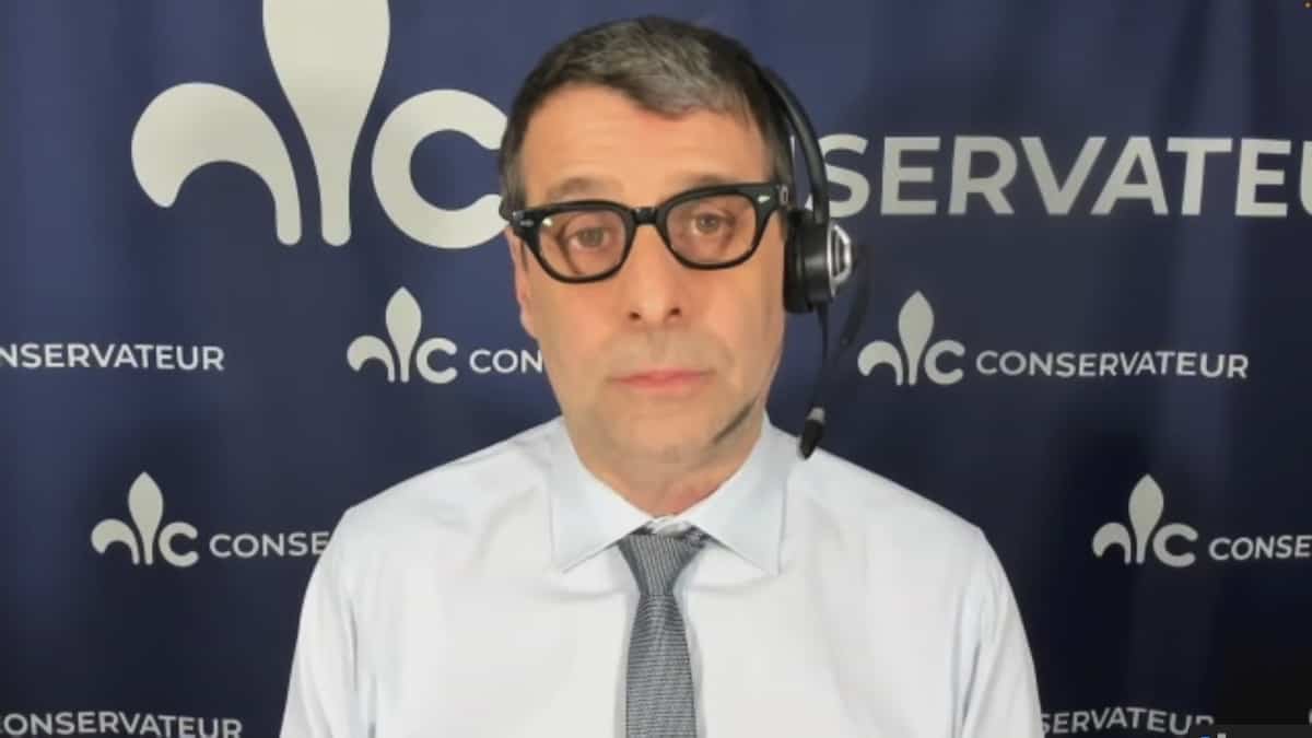 Vague Omicron: Duhaime aurait «laissé les Québécois libres»