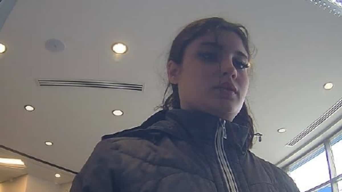Fraudes de «faux représentants»: cette suspecte est recherchée par la police de Sherbrooke