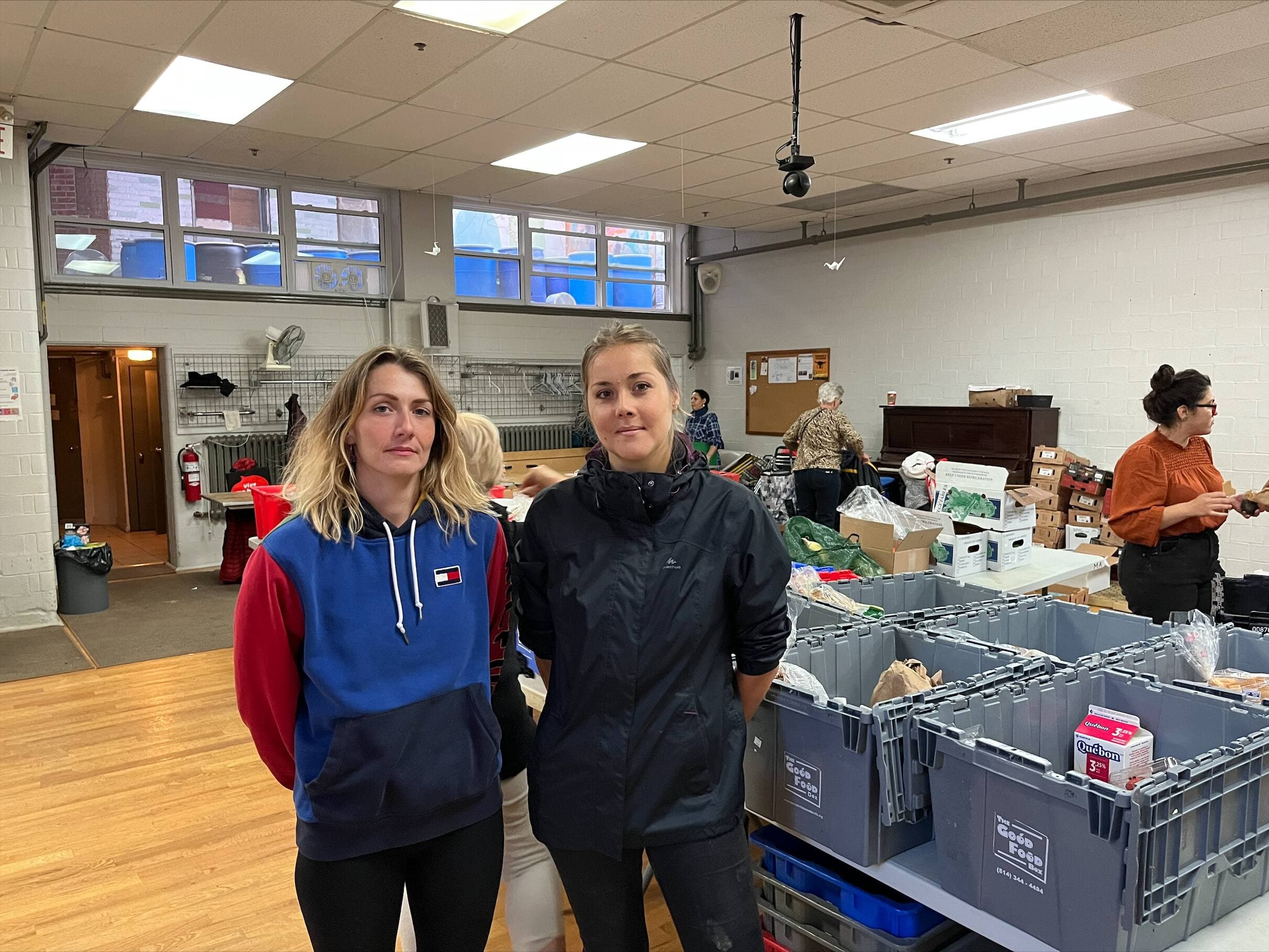 Des étudiants apprennent le ventre vide