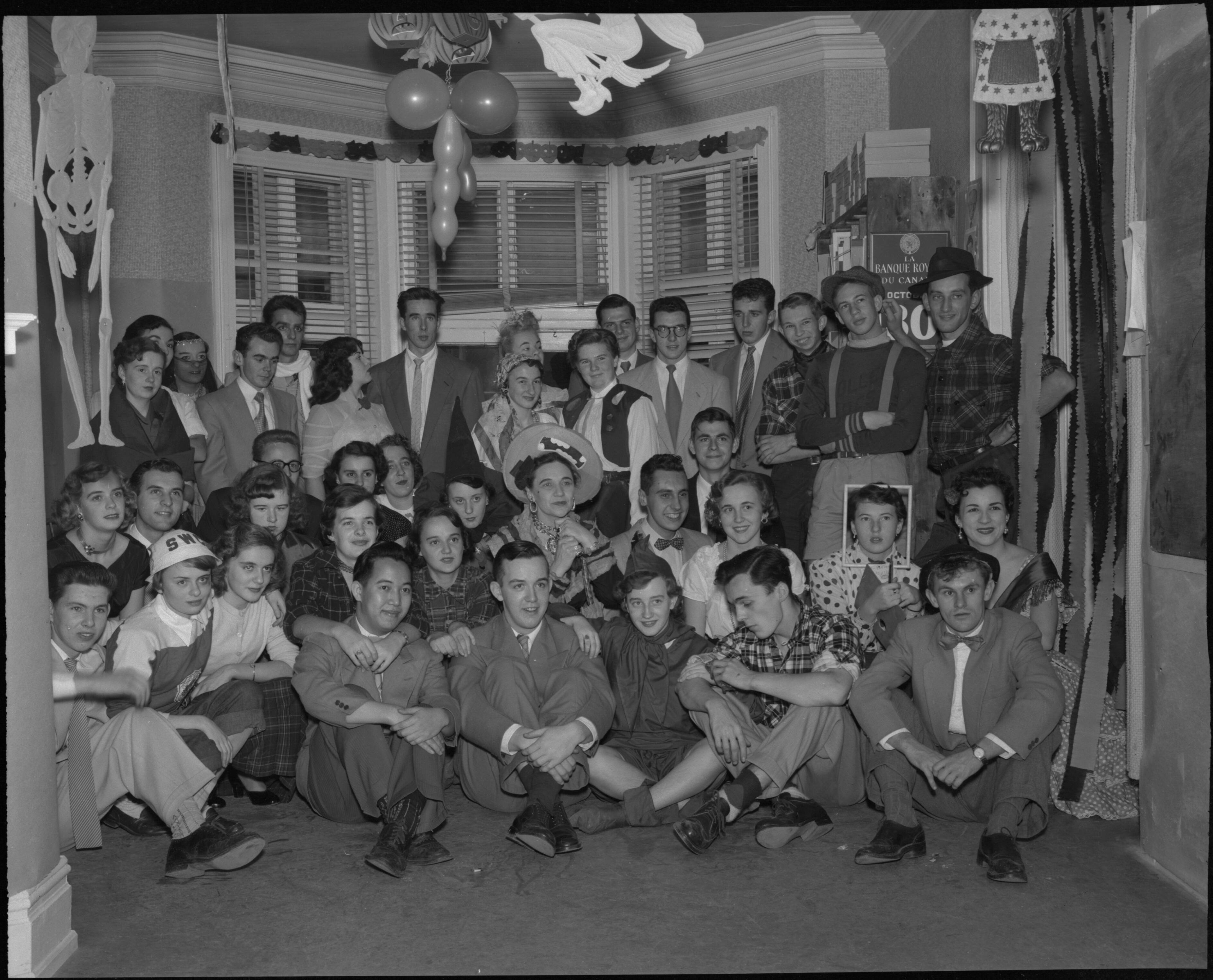 [EN IMAGES] L’Halloween au Québec racontée par les archives JDQ