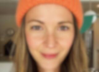 Elle se présente au naturel à Salut Bonjour