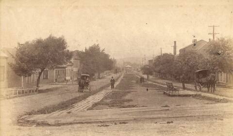 Kiosque à musique du boulevard Langelier vers 1895, BAnQ, Fonds Philippe Gingras, P585,D14,P1.