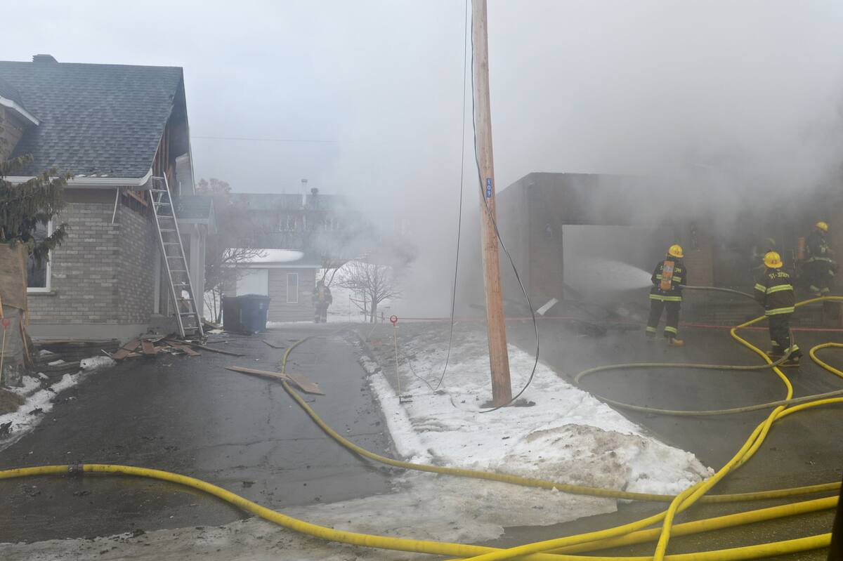 SaintJosephdeBeauce deux résidences lourdement incendiées en Beauce JDQ SaintJosephdeBeauce deux résidences lourdement incendiées en Beauce JDQ