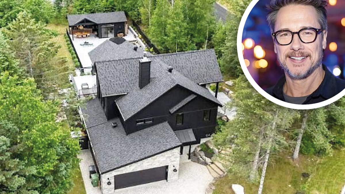 Stéphane Rousseau vend sa maison de Saint-Sauveur 50 000$ de plus que le prix demandé