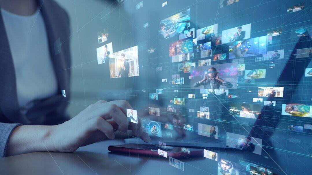 Sir Tim Berners-Lee : faire en sorte que le Web et l'IA &laquo; travaillent pour vous &raquo;