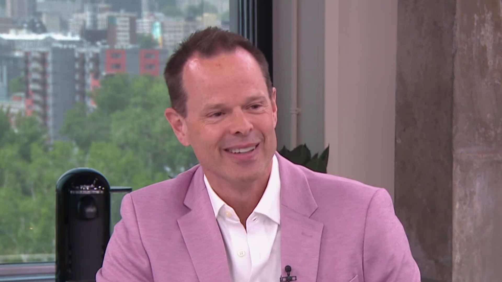 JeanLuc Brassard est aujourd'hui un chroniqueur passionné et