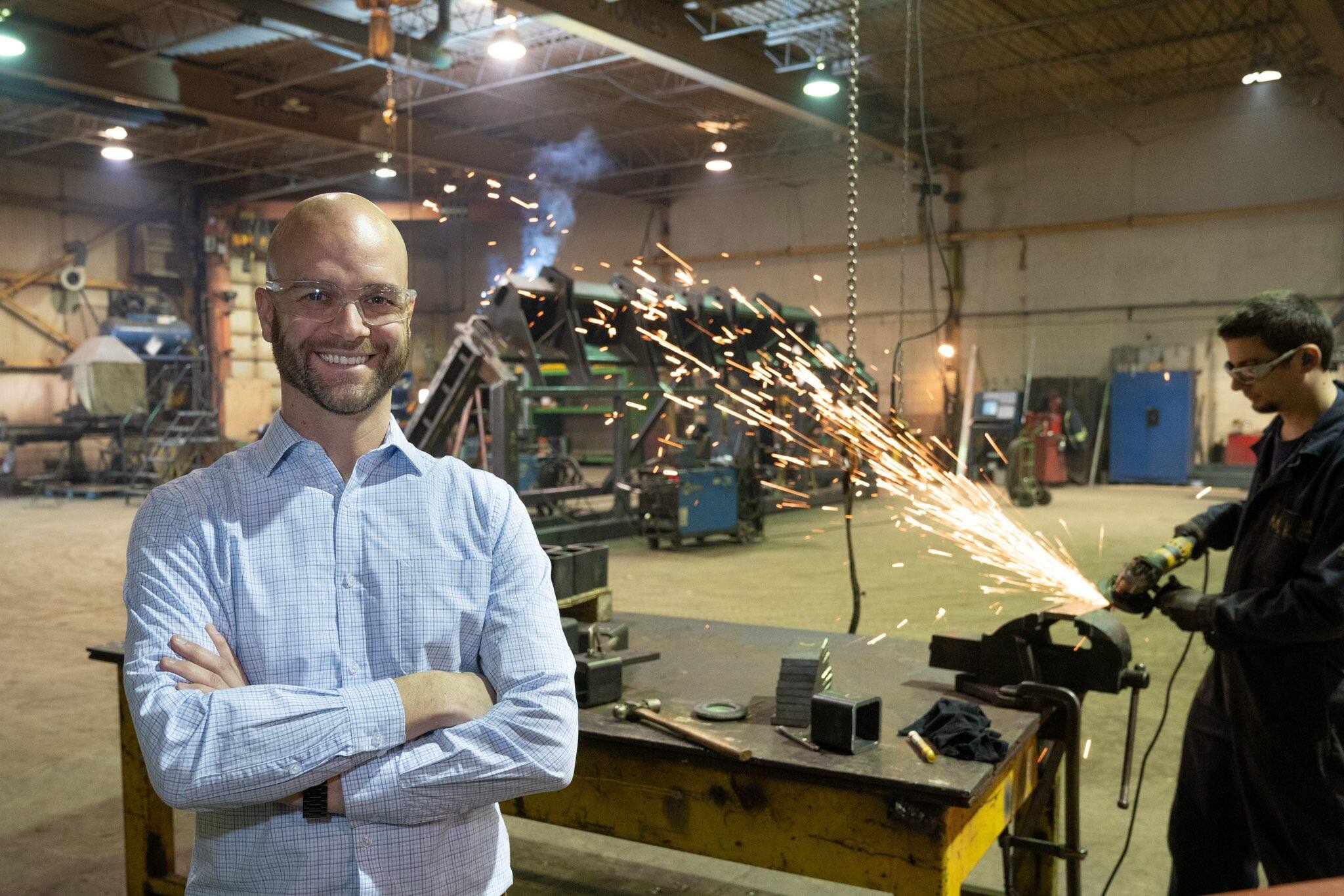 Intelligence artificielle: il partage ses machines avec ses comp&eacute;titeurs, et &ccedil;a rapporte gros