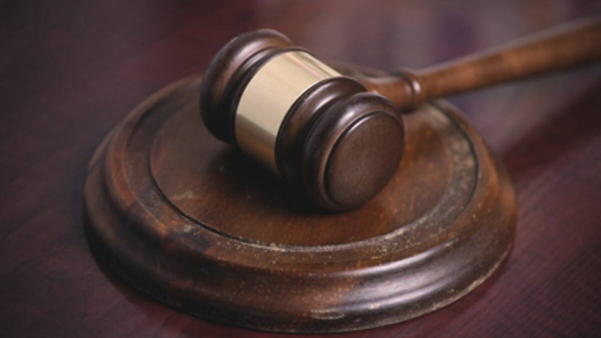 Un présumé agresseur sexuel en série de 19 ans au banc des accusés