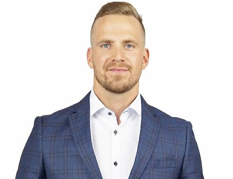 Official image of Carl Bernard, Sutton is a real estate agent for Quebec.
