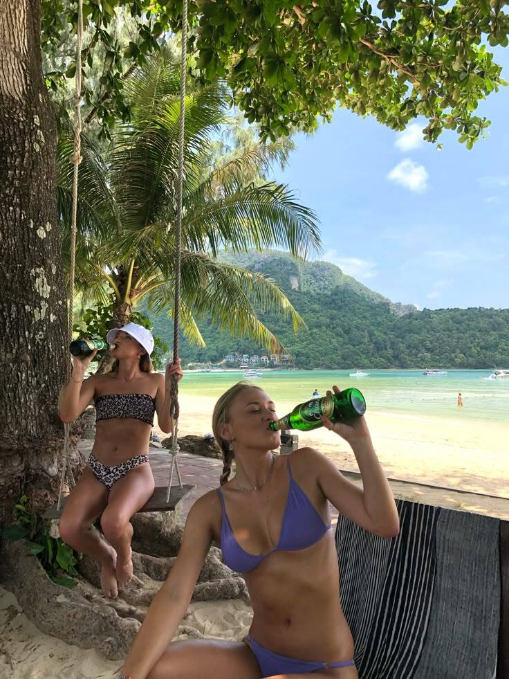 Touristes empoisonnés mortellement par un verre