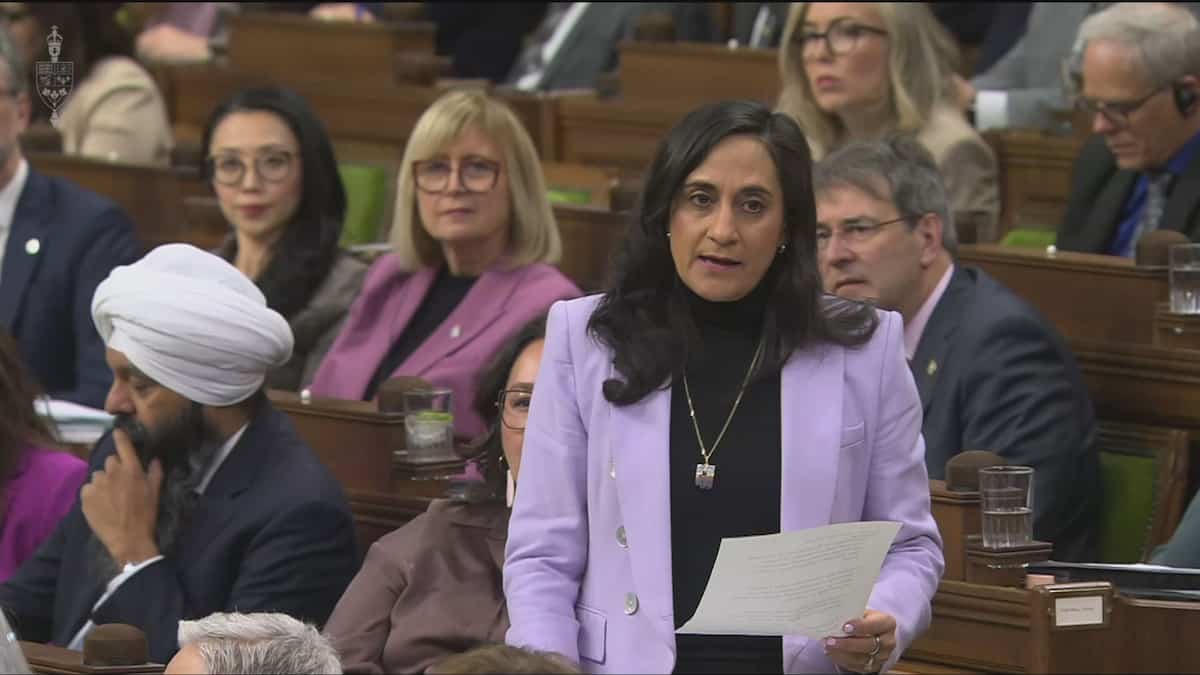 Camp militaire canadien frappé par un missile: Ottawa «aurait dû mettre cartes sur table»