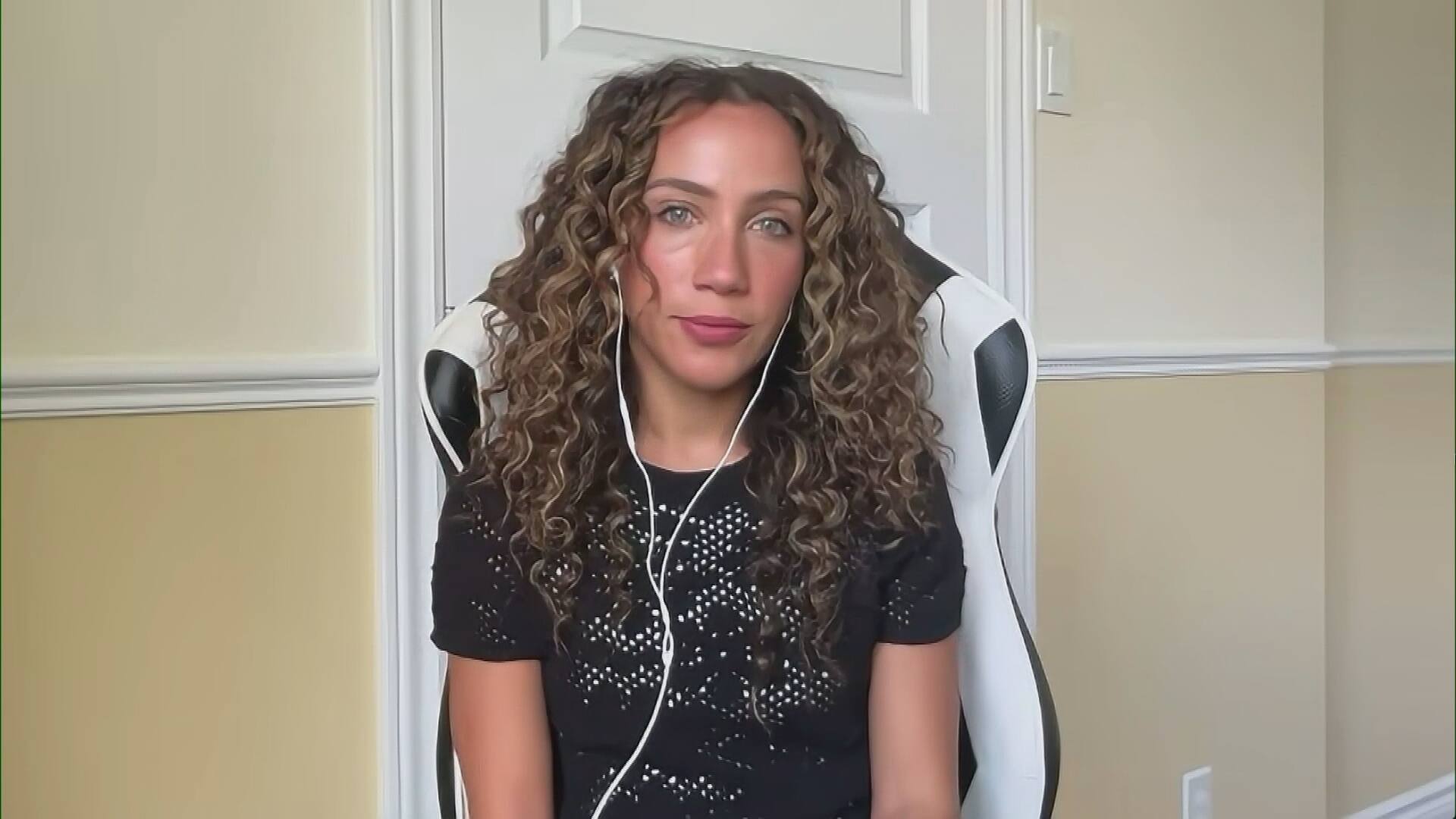 «Je me sens vraiment impuissante»: Maria Gutierrez de Survivor Québec raconte vivre la tragédie à distance