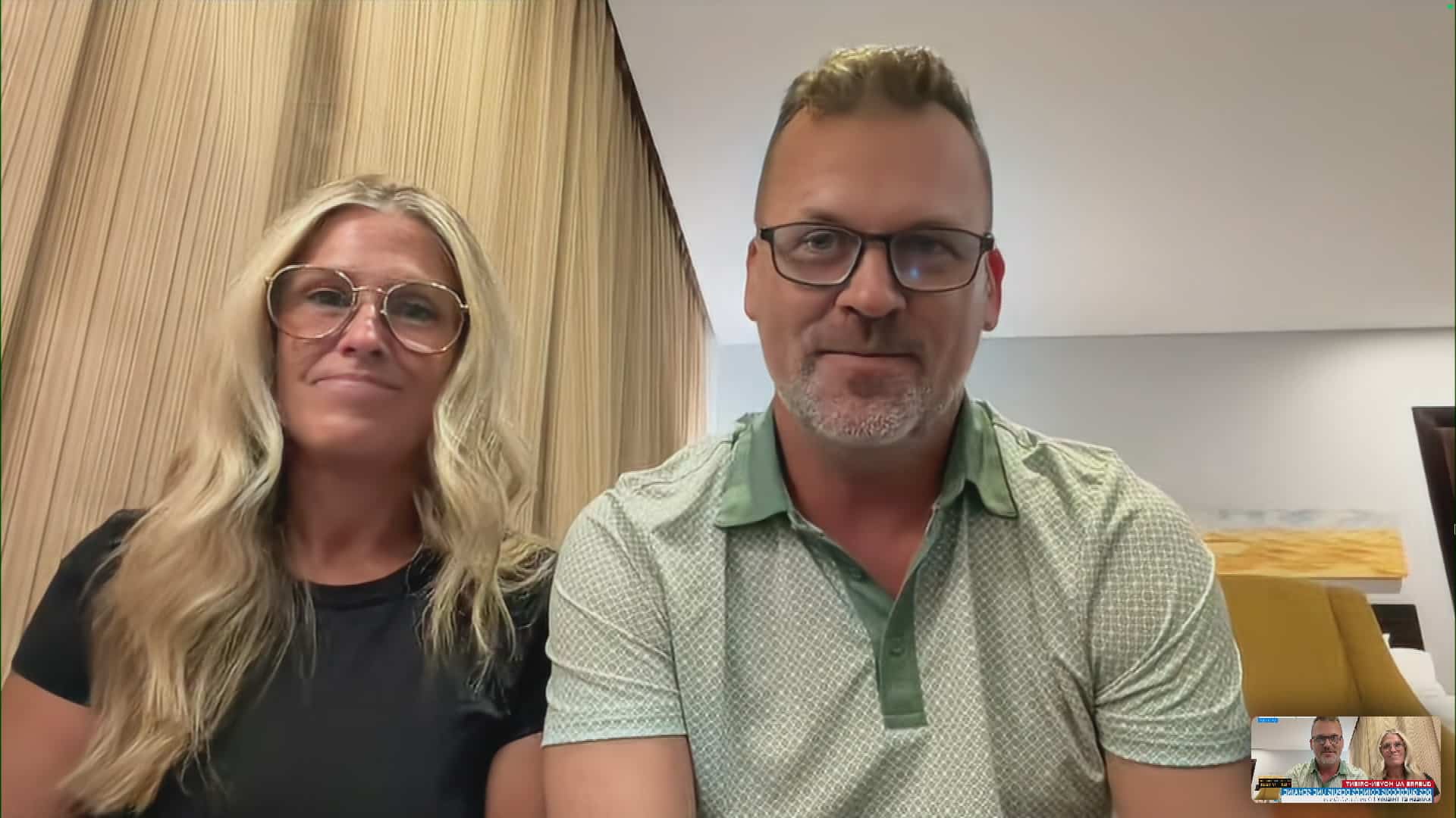 Deux voyageurs québécois coincés à Oman, au Moyen-Orient, depuis samedi, se butent au silence de leur compagnie aérienne et du gouvernement canadien.