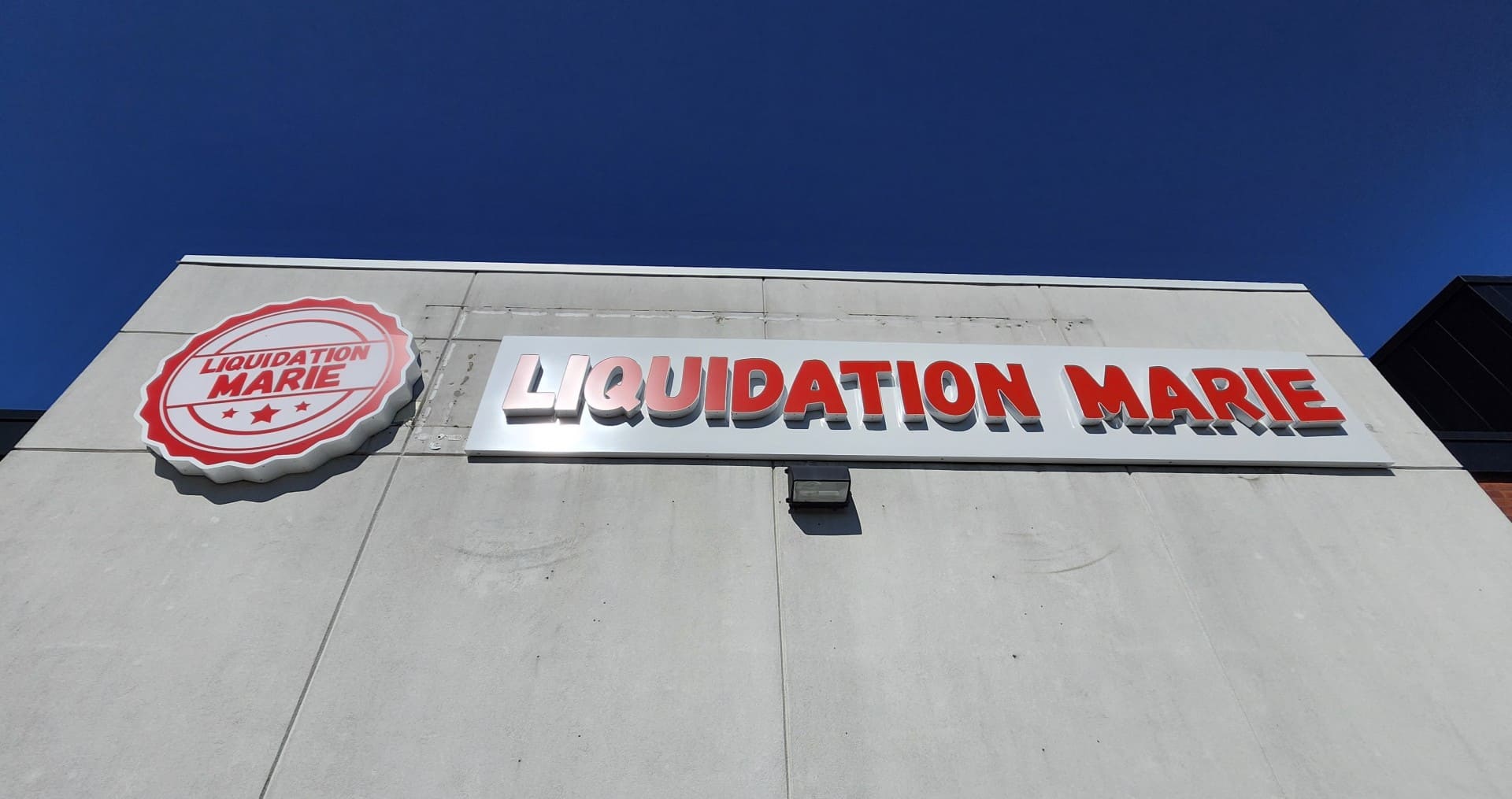 Faire son épicerie à 80 % de rabais : Liquidation Marie arrive à Trois-Rivières