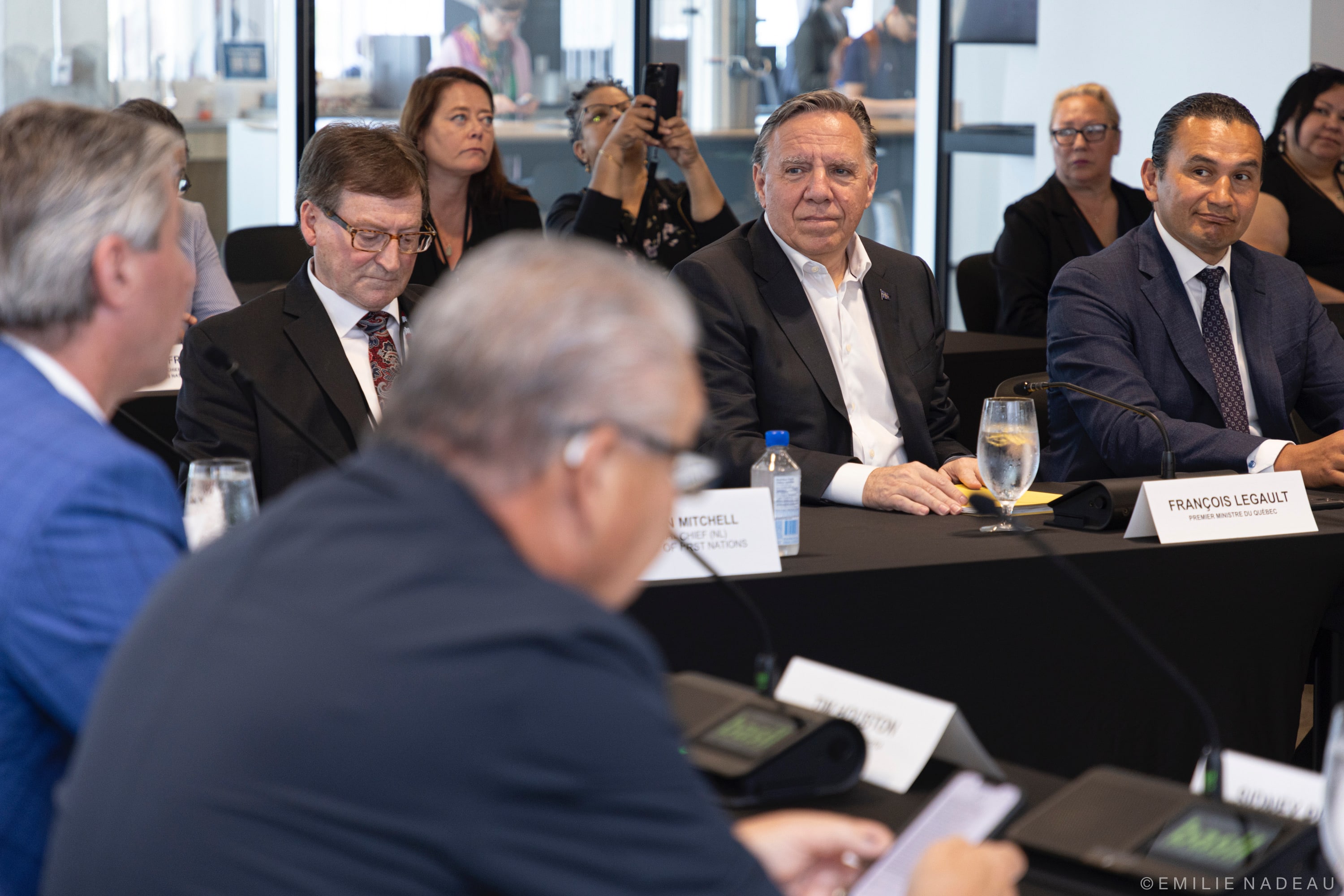 Demandeurs d&rsquo;asile: Fran&ccedil;ois Legault plaide sa cause au Conseil de la f&eacute;d&eacute;ration