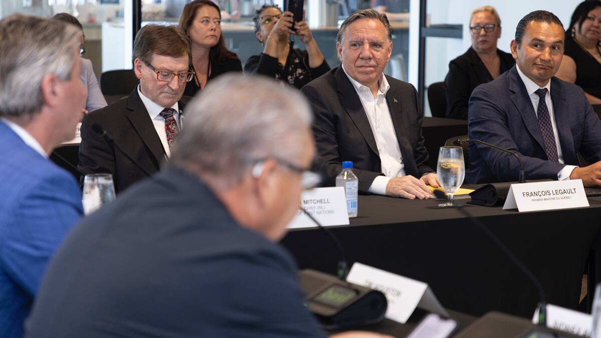 Demandeurs d’asile: François Legault plaide sa cause au Conseil de la fédération