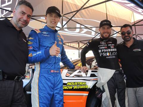 The collaboration of brothers Denis (left) and Louis Lauro (right) benefited the careers of two Quebec ambassadors, Rafael Lessard and Alex Labbe, in the NASCAR scene.