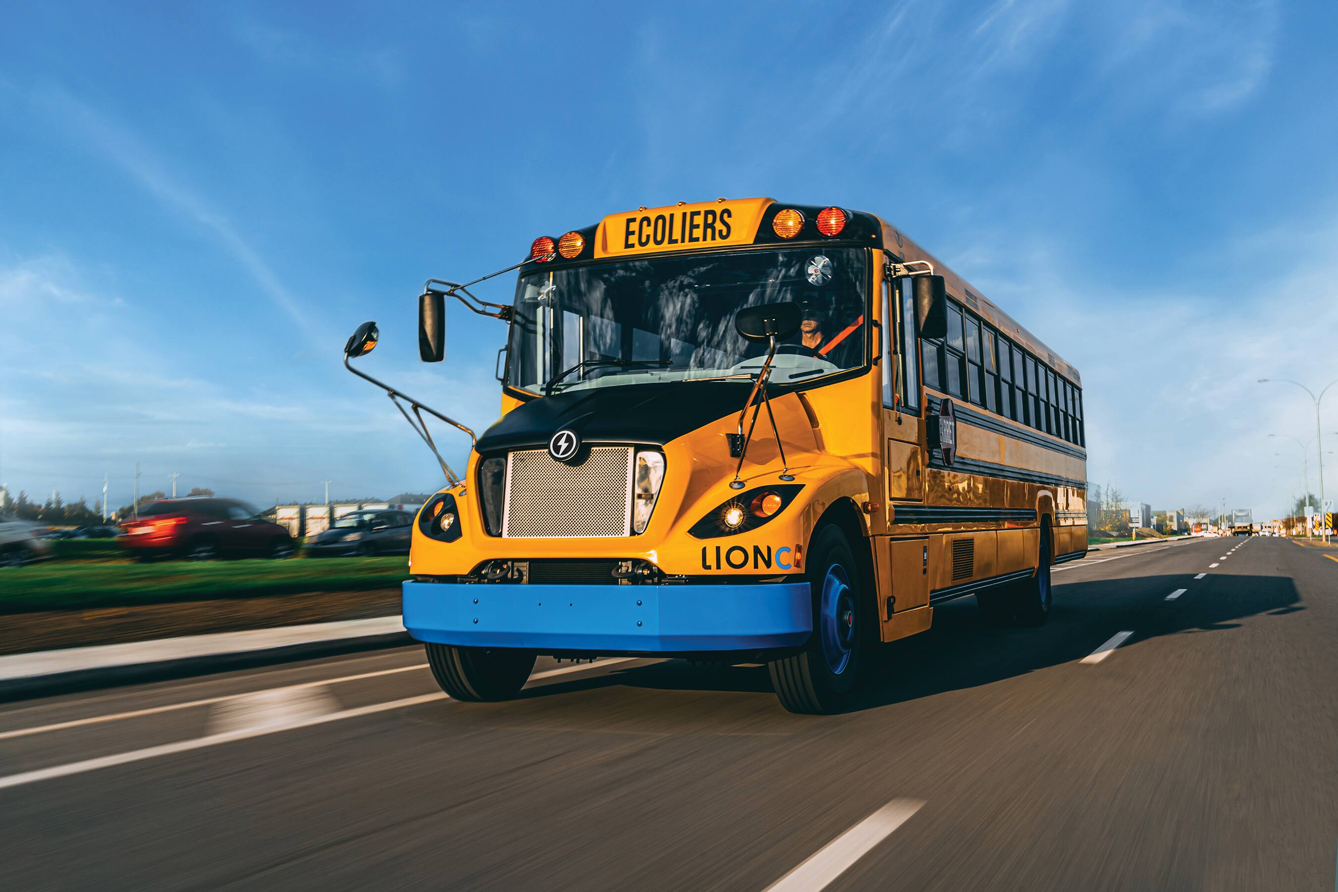 300 mises &agrave; pied chez Lion &Eacute;lectrique