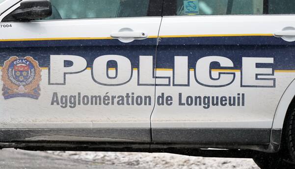 Une femme retrouv&eacute;e inconsciente dans son v&eacute;hicule &agrave; Longueuil