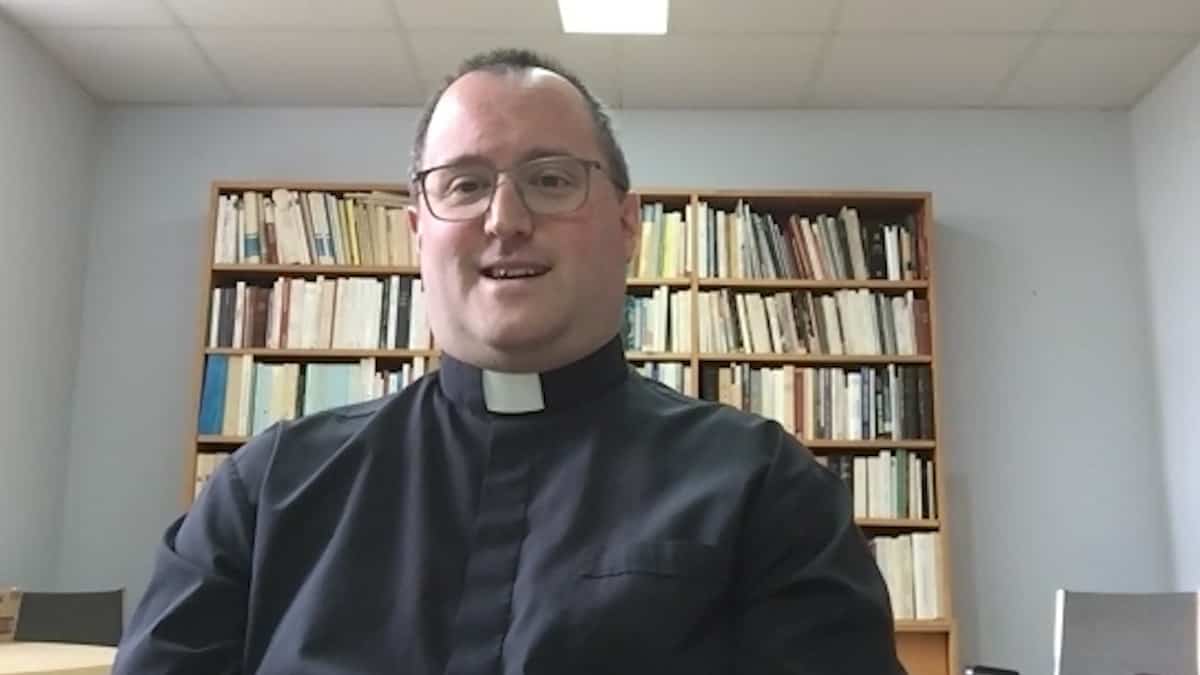 Des prêtres admis à la PCU comment la COVID touche aussi les églises du Québec Tabloïd Des prêtres admis à la PCU comment la COVID touche aussi les églises du Québec Tabloïd