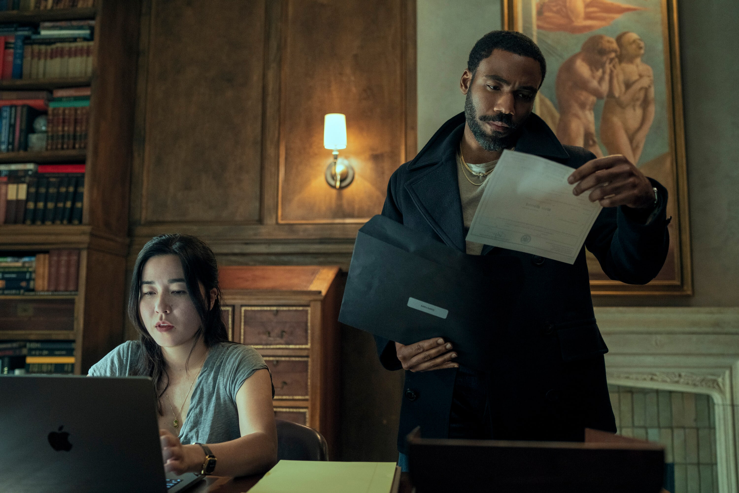 «Monsieur et Madame Smith»: Donald Glover et Maya Erskine succèdent à
