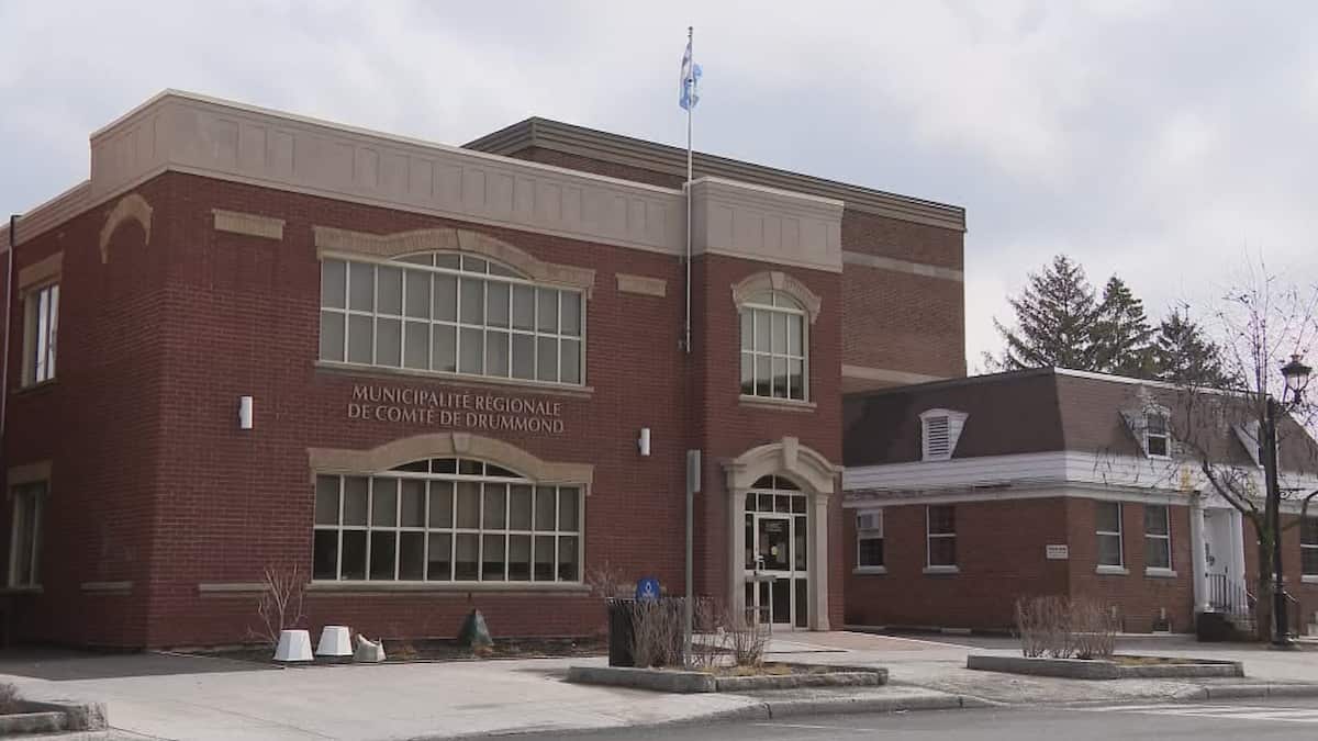 Harcèlement: des employés de la MRC Drummond accusent la nouvelle directrice générale