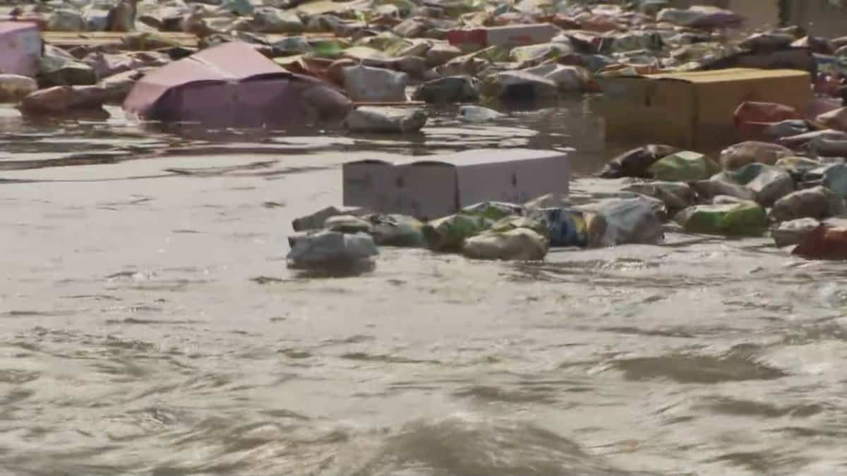 Pertes estimées à 300 000$: des entrepreneurs vivent l’«horreur» à la suite de la fuite d’eau majeure à Montréal