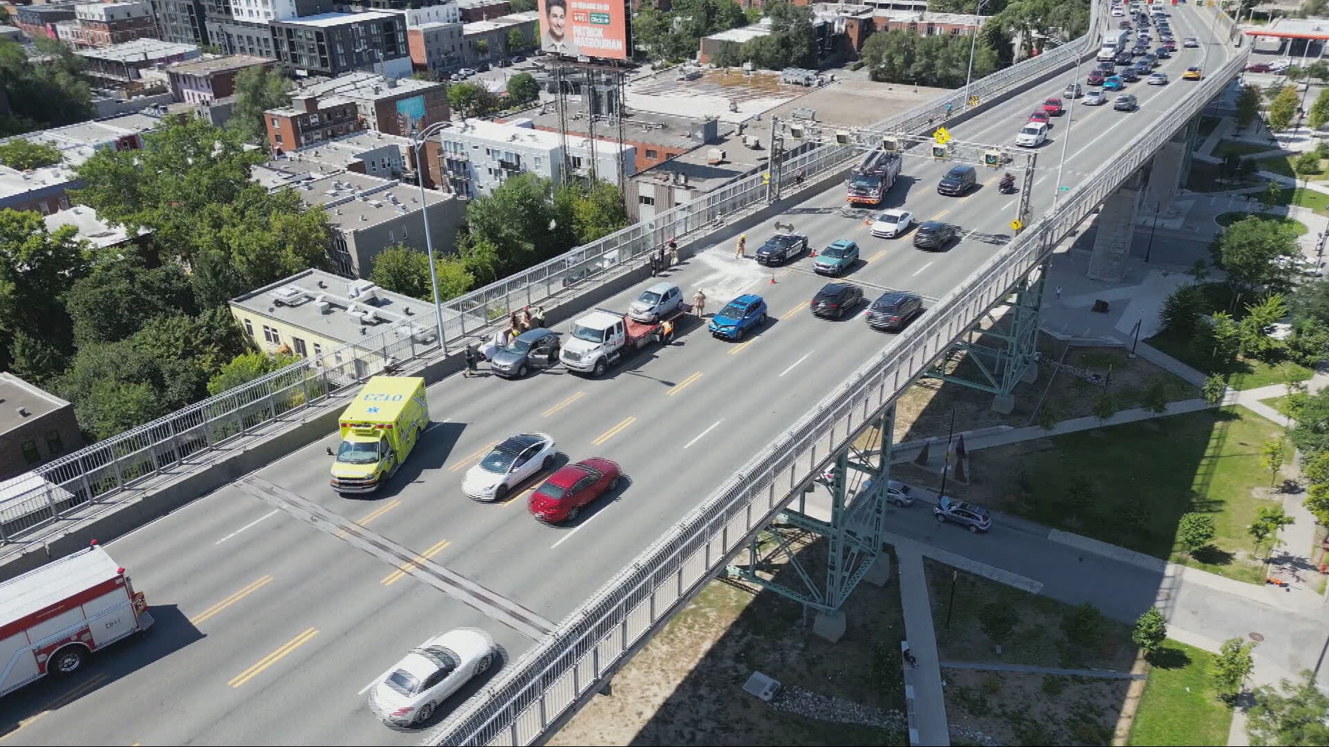 Entraves routières: le pont Champlain fermé vers Montréal