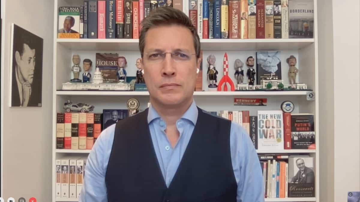 Expect an increase in military spending by world powers, says expert Expect an increase in military spending by world powers, says expert