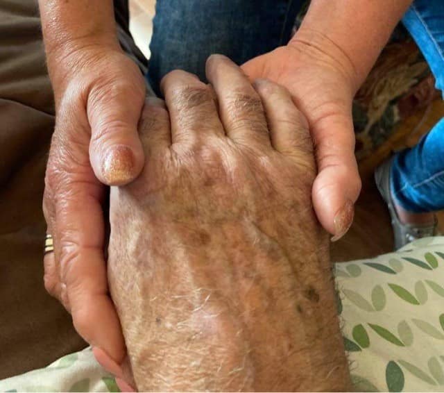 Mon beau-p&egrave;re nous a quitt&eacute;s dans le confort de son salon