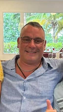 Faux noms et all&eacute;gations de maltraitance: un &eacute;ducateur canin controvers&eacute; de Granby encaisse des dizaines de milliers de dollars de l&rsquo;IVAC