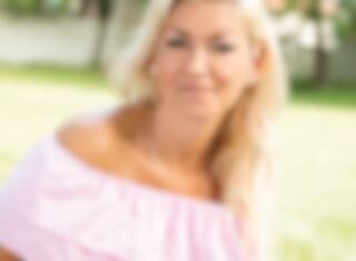 Elle décroche un nouvel emploi surprenant