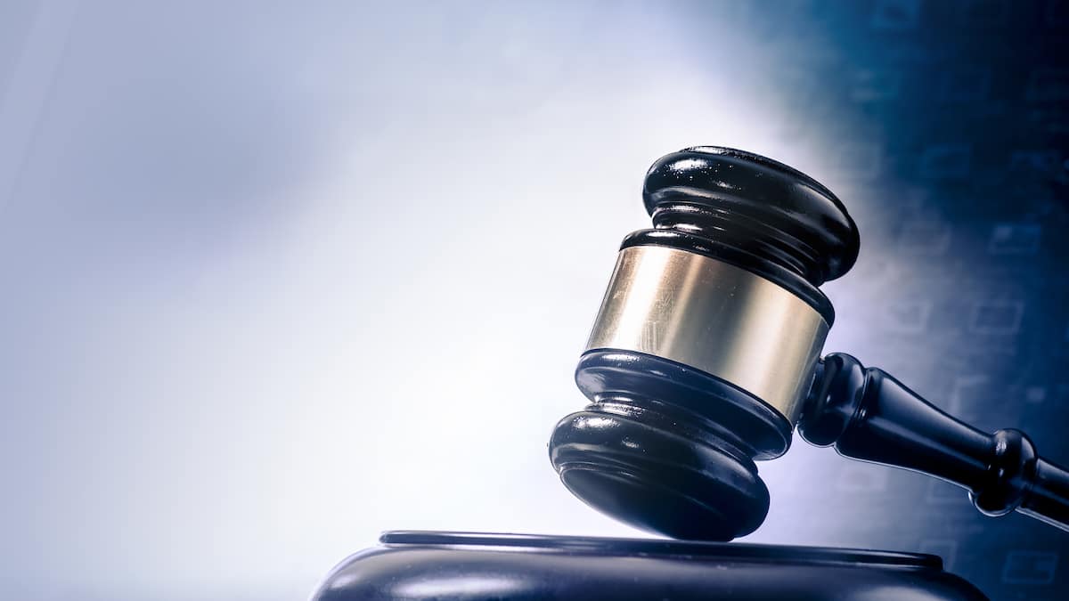 Arrestation d'un homme qui avait menacé de tuer des agents électoraux américains