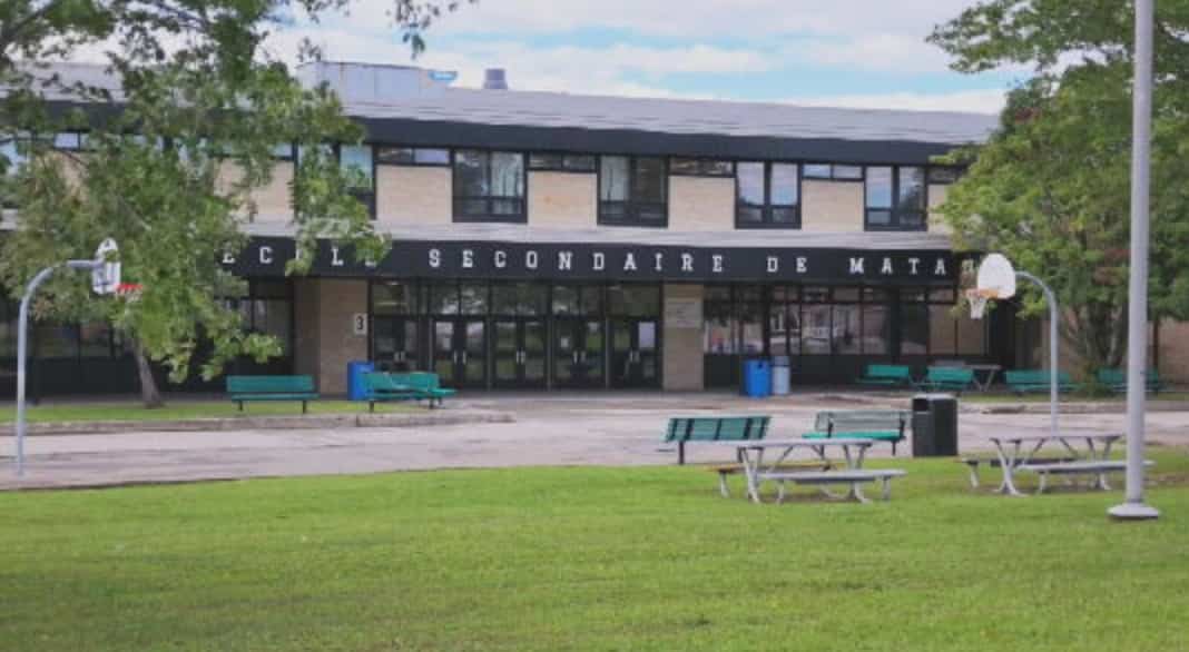 Défi TikTok à motocyclette: sa virée filmée dans une école de Matane révèle l'ampleur du danger