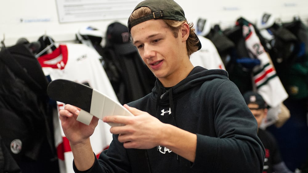 Considérés comme trop petits: des recruteurs de la LNH «n’ont même pas le droit» de regarder les défenseurs de moins de 6 pi, 2 po