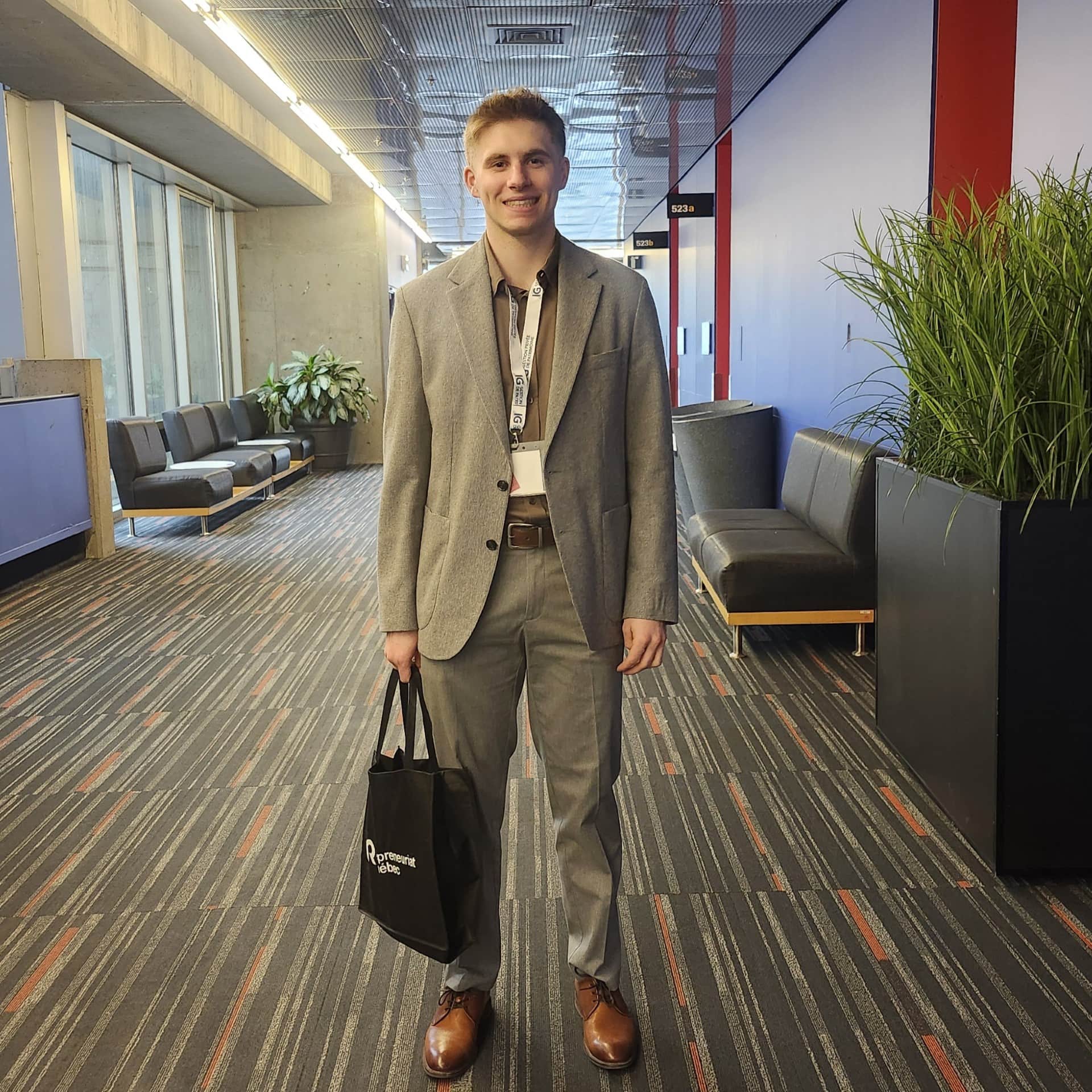 Il lance son entreprise à 18 ans et rêve d’en acheter une autre à 20 ans