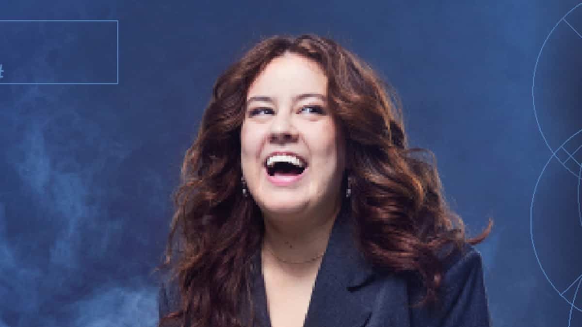 La fulgurante ascension de l'humoriste Mégan Brouillard: «Tout le monde est punché dans ma famille. Ma mère est un clown»