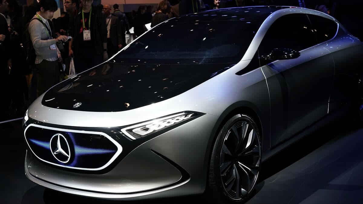 Hydro Quebec Va Developper Des Batteries Avec Mercedes Benz Tva Nouvelles