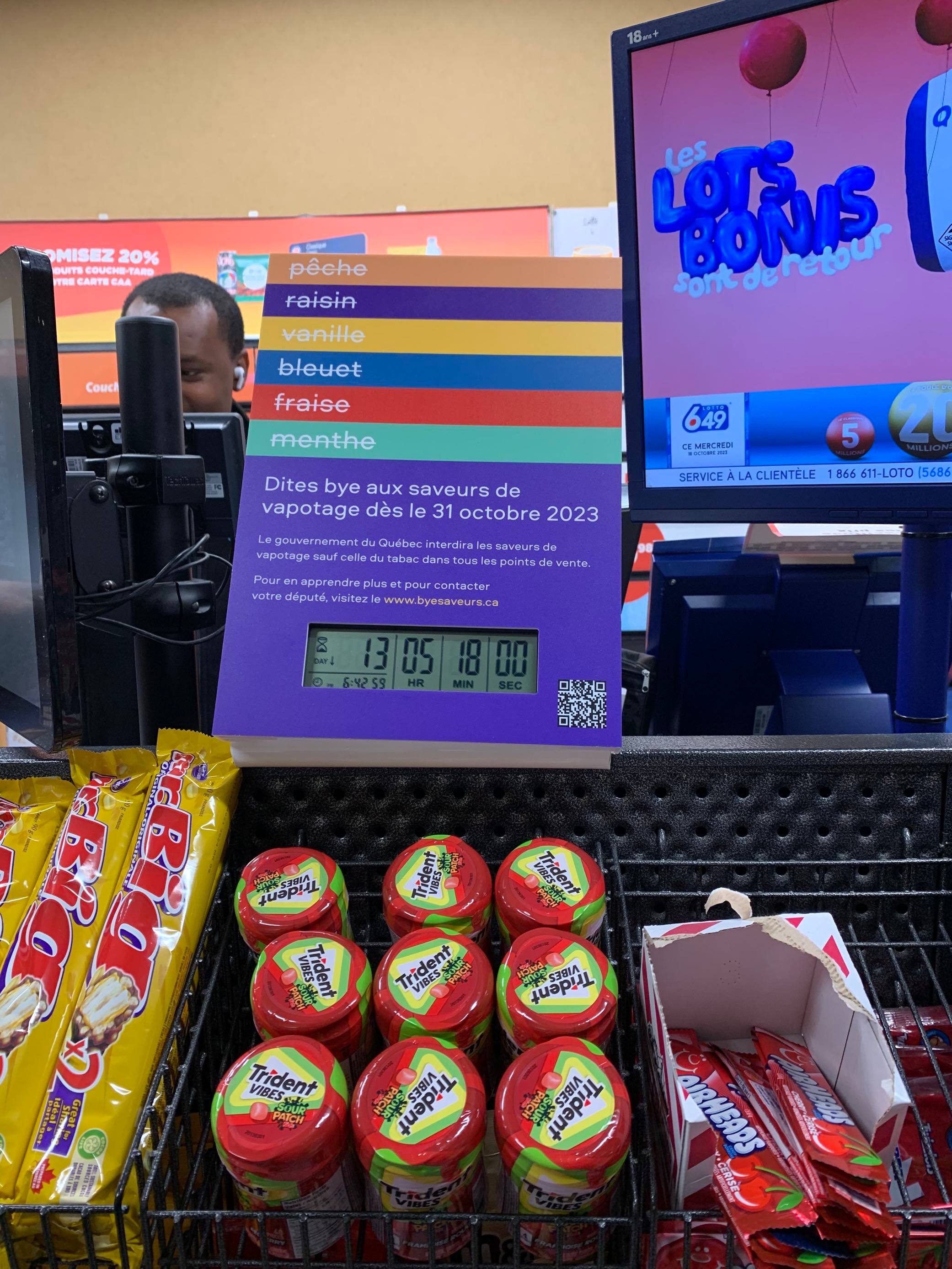 Couche-Tard: des publicits pour contester l'interdiction des saveurs de  vapotage suscitent un toll | 24 heures