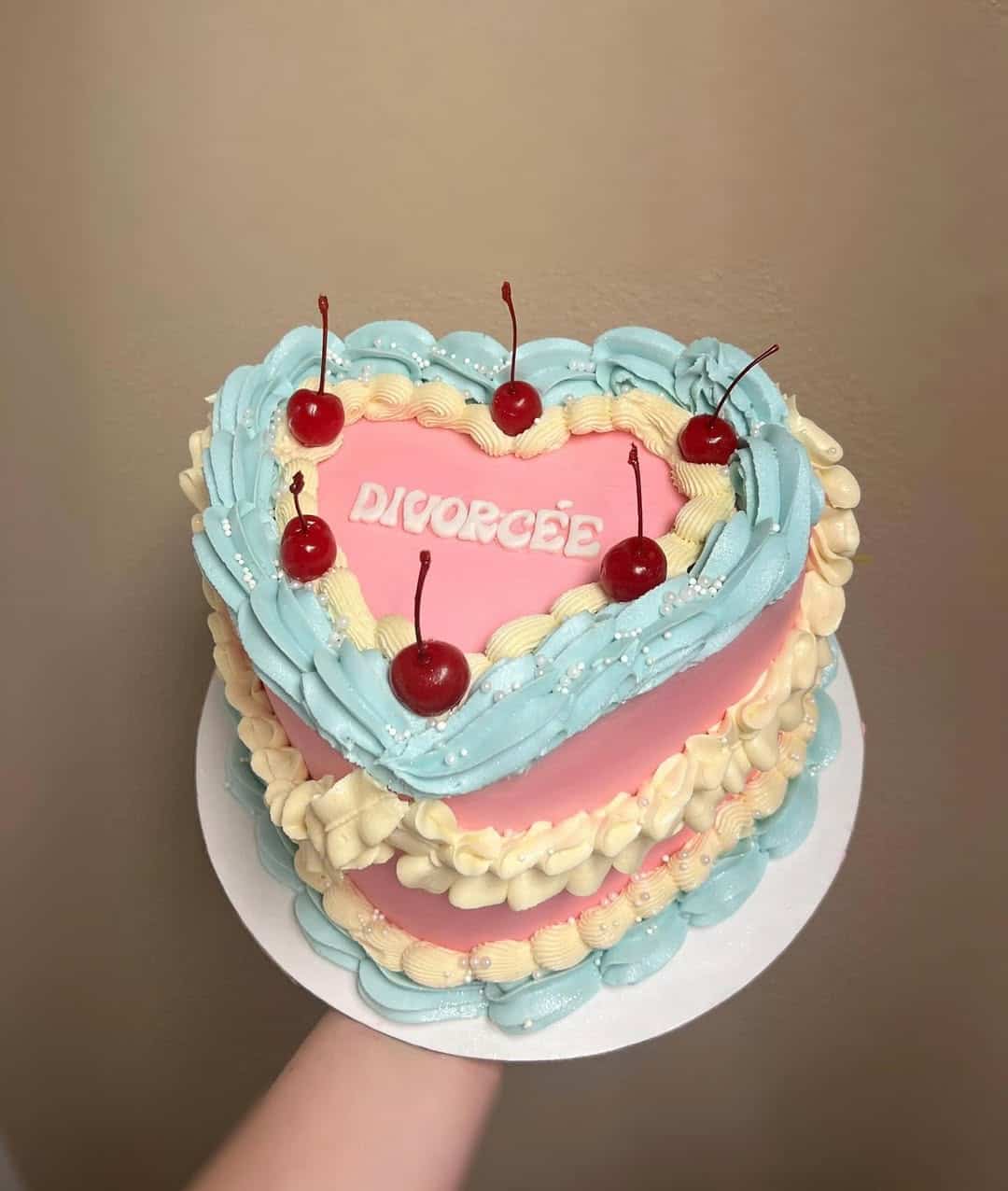 Image principale de l'article Divorce party : une tendance qui fait réagir