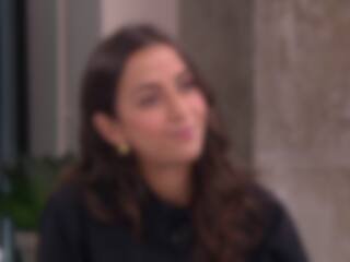 L'avocate et comédienne Nour Belkhiria