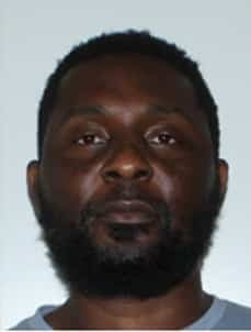 Fraude automobile de 3,3M$: trois arrestations, un suspect en fuite